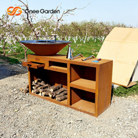 Barbecue moderne en acier corten avec chariot pour usage extérieur