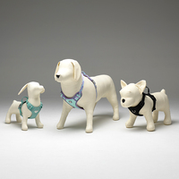 Maniquí de Perro Personalizado Cubierto de Cuero PU, Modelo de Mascota con Cuerpo Flexible, en Posición de Pie para Exhibición de Ropa Canina