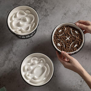 Cerâmica Anti-Spill <span class=keywords><strong>Dog</strong></span> <span class=keywords><strong>Bowl</strong></span> Pescoço Quadro Eco-Friendly Alimentador Lento Padrão Sólido para Amazon Anti-Choke <span class=keywords><strong>Dog</strong></span> <span class=keywords><strong>Food</strong></span> <span class=keywords><strong>Bowl</strong></span> para Cães Pequenos - Product Image 4