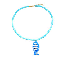 Collier ras du cou bleu turquoise avec pendentif poisson perlé plat, fait main, breloque poisson rayé, pendentif poisson perlé, bijoux bohèmes