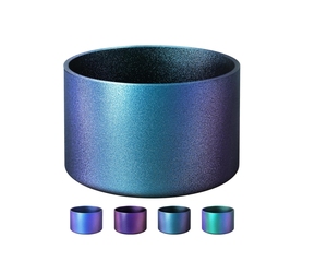 Accesorios para botellas Bota de silicona mate camaleón Compatible con botellas de agua de 20-40oz y 12-24oz con base de 2,8-3in - Product Image 1