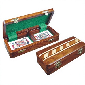 Caja de Cartón Ligera de Madera Maciza Hecha a Mano Lowellcraft, Ecológica, de Alta Calidad, con Diseño de Tablero de Ajedrez Incrustado e Interior de Fieltro Verde - Product Image 2