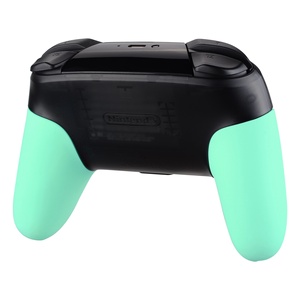 เคสจับยึด EXtremeRate สำหรับจอย Nintendo Switch Pro Controller - Product Image 5