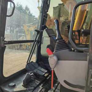 รถขุด KOMATSU PC70/PC60-8 มือสอง เครื่องยนต์คุณภาพสูง เกียร์ ปั๊ม ลูกปืน น้ำหนักใช้งาน 7 ตัน กำลัง 48 กิโลวัตต์ ขาย - Product Image 4