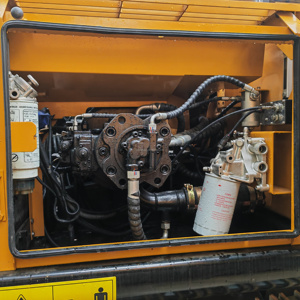 Used SANY 215C Hydraulic Crawler <b>Excavator</b> 21Ton Second-hand Construction Digger <b>Machinery</b> with Good Condition In Stock - Product Image 6