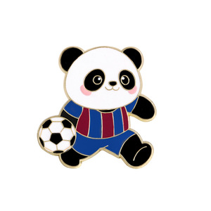 Lindos pines de esmalte de panda futbolista con balones de fútbol en uniformes deportivos coloridos para regalos y coleccionables - Product Image 5