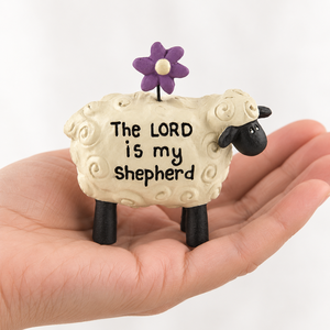 Statua in Resina Cristiana 'Il Signore è il mio Pecoraio', Decorazione Religiosa per Casa, Regalo Ispirato alla Fede, Ornamento da Tavolo - Product Image 3