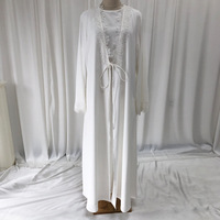un tissu personnalisé de couleur blanche et noire pure Ensemble d'abaya à lacets floraux pour femmes musulmanes 2 pièces