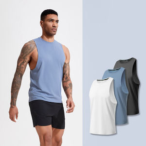 Gilet personnalisé pour hommes, débardeur athlétique sans manches, haut de performance à séchage rapide, gilet d'entraînement, gilet de sport anti-humidité pour l'été - Product Image 1