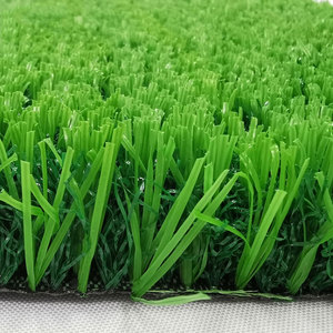 Rotolo di Erba Sintetica Verde Naturale per Giardino Tappeto Erboso per Calcio e Sport Tappetino per Pavimento per Esterni e Golf - Product Image 3