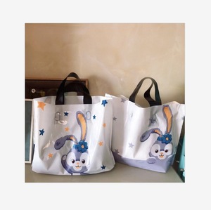 ถุงใส่เสื้อยืดคุณภาพสูง ถุงพลาสติกสำหรับห้างสรรพสินค้า - Product Image 1
