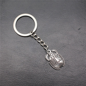 Porte-clés Scarabée Égyptien Vintage en Argent, Pendentif Scarabée à Hieroglyphes Anciens, Souvenir Touristique, Vente en <span class=keywords><strong>Gros</strong></span> - Product Image 3
