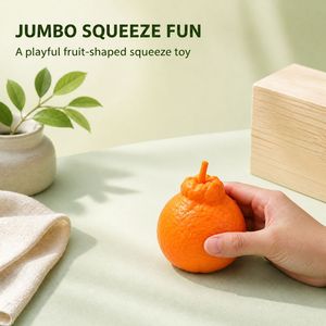 Juguete Realista de Naranja para Apretar, Divertido Juguete Antiestrés para Adultos, Regalo Creativo para Bromas - Product Image 2