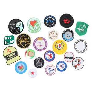 مخصص مطبوع سيليكون نقل الحرارة السفر بقع مطاطية قابلة للغسل مع شعار مخصص ملصقات سيليكون المطاط - Product Image 1