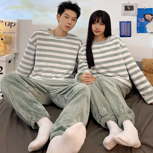 Conjunto de <span class=keywords><strong>Pijamas</strong></span> de Franela con Dibujos Animados para Parejas, Ropa de Dormir Familiar para <span class=keywords><strong>Navidad</strong></span>, Ideal para Amantes del Hogar - Product Image 2