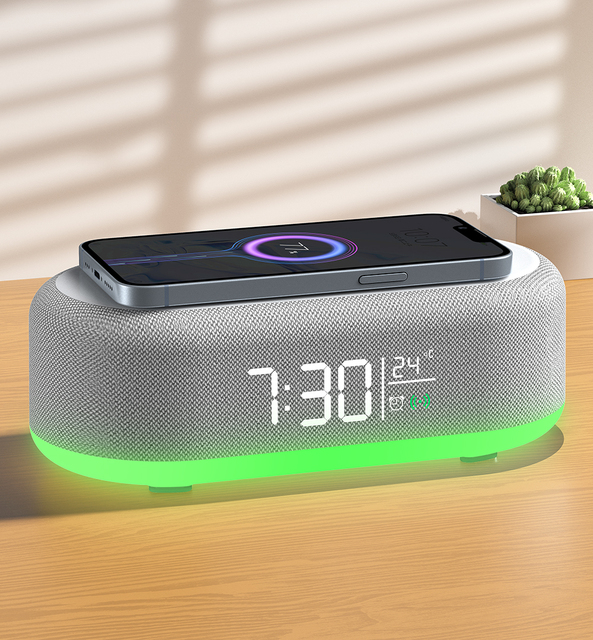 Custom 6 in 1 Multi-functional 15W Fast Charging RGB Light Wireless Phone Charger Speaker With Alarm Clock