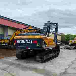 Excavatrice HYUNDAI 220LC-9S d'occasion en bon état, faible consommation de carburant, faible nombre d'heures de travail, forte force de creusement, expédition mondiale en stock - Product Image 2
