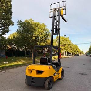 코마츠 FD30 중고 3톤 디젤 지게차 2020-2024년식 2단 마스트 코어 모터 엔진 및 기어박스 부품 일본 - Product Image 5