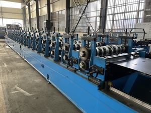 गर्म बिक्री 2 और 3 तरंगें सड़क कार क्रैश बैरियर और सी बीम गार्ड रेल रोल बनाने वाली मशीन टाइल बनाने वाली मशीनरी - Product Image 2