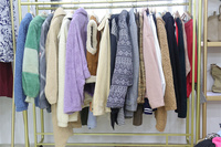 Ventes chaudes, vêtements d'hiver à la mode, coupe-vent, chauds et rembourrés pour hommes et femmes, vêtements en stock, Ropa De Mujer