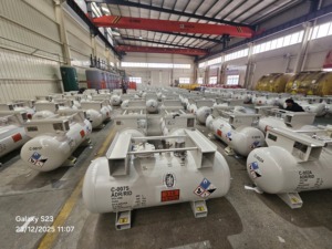 ตู้คอนเทนเนอร์บรรจุของเหลว T50 Un1017 ISO 20 ฟุต สำหรับบรรจุคลอรีนเหลวชนิดเคลื่อนย้ายทางถนน  แบบ <span class=keywords><strong>Isotank</strong></span> สำหรับบรรจุ Cl2 ของเหลว - Product Image 2