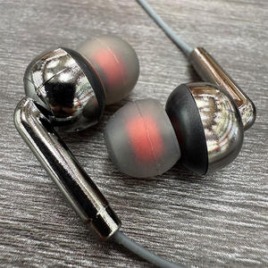 Auricolari Cablati Realme Buds Classic con Jack Angolato da 3,5mm per JBL, Cuffie Business, Vendita all'Ingrosso, Produttori, Macchina YKK-525 - Product Image 3