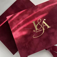 Boîte d'invitation de mariage rigide en velours de luxe, carte en acrylique, ruban à pompon doré, emballage personnalisé réutilisable, pelliculage brillant
