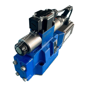 R901524804 4WRKE16W8-150P-3X Distributeur directionnel proportionnel piloté par commande 24V en stock - Product Image 6