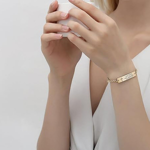 Pulsera de Cadena con Citas Bíblicas Cristianas de New Faith, Joyería de Acero Inoxidable con Versículos Inspiradores Personalizados <span class=keywords><strong>para</strong></span> <span class=keywords><strong>Mujer</strong></span>, Venta al por Mayor - Product Image 5