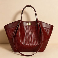 Sac à main en PU pour femme, texture tressée, style français, luxe de niche, sac fourre-tout sophistiqué et polyvalent, sac panier, simplicité urbaine