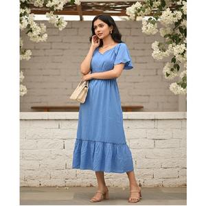 Robe d'été décontractée pour femmes, coupe ample, tissu respirant et confortable, vêtements légers pour temps chaud - Product Image 1