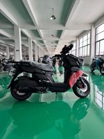 Vente en gros de scooters électriques et de motos non pliables avec batterie au lithium 2000W Super Power >65km/h Vitesse maximale