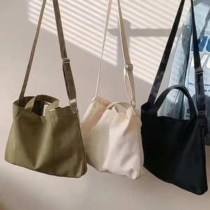 <span class=keywords><strong>Sac</strong></span> fourre-tout en toile pour femme, esthétique, imprimé lettres, <span class=keywords><strong>sac</strong></span> à bandoulière, sangle réglable, grande capacité, en coton, pour l'école et le shopping - Product Image 2