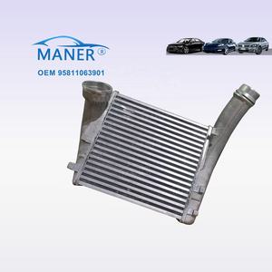 Pièces de moteur automobile MANER, système de refroidissement, réservoir d'eau, radiateur 95811063901 7P5145803A 95811063900 pour PORSCHE CAYENNE - Product Image 2