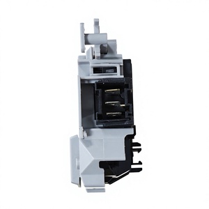 Verrou de porte de <span class=keywords><strong>machine</strong></span> <span class=keywords><strong>à</strong></span> <span class=keywords><strong>laver</strong></span> 0024000128EB compatible avec les lave-linges séchantes <span class=keywords><strong>à</strong></span> chargement frontal Haier, <span class=keywords><strong>Candy</strong></span>, Hoover – Pièce de rechange - Product Image 3