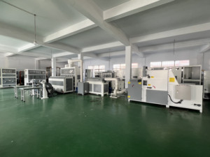 Machine de remplissage automatique de coussins de canapé / Machine de remplissage et de soufflage de fibres de coton en velours auto-aspirantes - Product Image 4