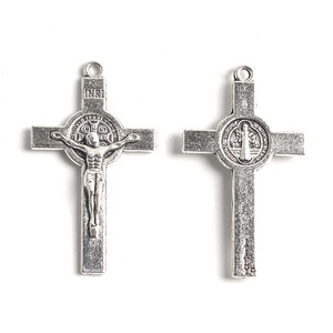 Jésus <span class=keywords><strong>Crucifix</strong></span> 37x22mm St bénett accessoires de chapelet de haute qualité pendentif croix en argent - Product Image 2