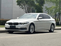 Berline d'occasion de luxe 2019 530Li 2.0T Turbo Luxury Line Leading Edition à empattement long Confortable En stock Série 5