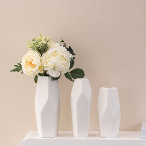 New Arrival Geometric Shape Creative Design Ceramic <b>Vase</b> for Living Room Dining Table Dried Flower Display Decoration - Product Image 3