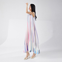 Robe d'été plissée Miyake Robe sans manches à la mode pour femmes Robe de banlieue décontractée de haute qualité Motif rayé imprimé