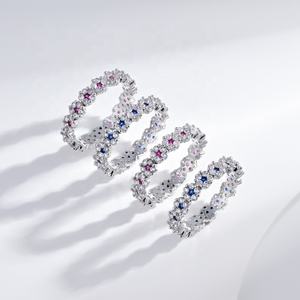 Bague de fiançailles en moissanite, argent sterling 925, plaqué or 18 carats, émeraude, bijoux fins, sur mesure, bagues 14 carats pour femmes - Product Image 1