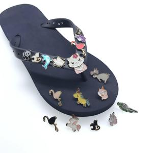 Thời Trang Mới Tùy Chỉnh Đầy Màu Sắc Voi Flip Flops Quyến Rũ Giày Phụ Kiện Quyến Rũ Đinh Tán Giày Pins Khóa Dép Sandal Trang Trí - Product Image 3