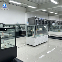 Vitrine Réfrigérée de Comptoir au Design Moderne et Élégant pour Desserts, Vitrine de Pâtisserie de Luxe pour Unité de Kiosque de Centre Commercial