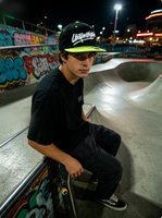 Nueva gorra snapback de 6 paneles con visera plana, impermeable, con bordado, estilo hip hop, de dos tonos.
