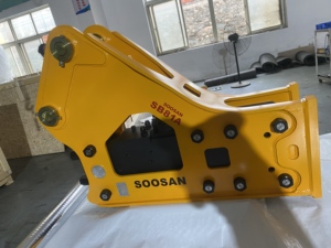 Martillo Hidráulico SOOSAN SB81A con Acumulador, Tipo Lateral, para Demolición de Rocas Duras, Cincel de 140 mm, para Excavadoras de 18-26 Toneladas - Product Image 3