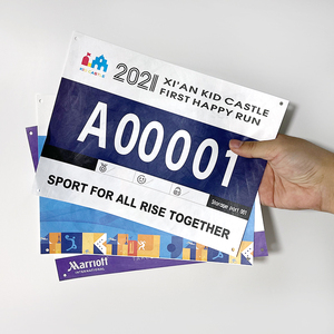 Numéros de dossard de course de <span class=keywords><strong>marathon</strong></span> imprimés en couleur, logo personnalisé, numéros de dossard de football en papier Tyvek imperméable réversibles avec numéros - Product Image 4