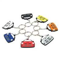Porte-clés en caoutchouc personnalisés en forme de voiture avec logo moulé pour événements promotionnels et souvenirs