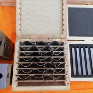 Set blok paralel bergelombang presisi untuk pengecekan Metrik Dan inci untuk mesin penggilingan - Product Image 1