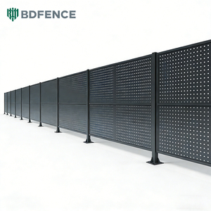 Clôture modulaire en métal perforé, résistante à la rouille, barrière haute résistance pour les zones logistiques et de production, toutes clôtures perforées - Product Image 1