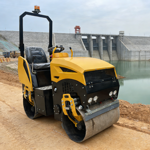 Mini Rodillo Compactador Vibratorio Tándem <span class=keywords><strong>de</strong></span> 1, 2, 3, 4 y 5 Toneladas para Caminos <span class=keywords><strong>de</strong></span> Entrada con Motor Principal y Componentes <span class=keywords><strong>de</strong></span> Bomba - Product Image 2